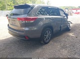 Toyota Highlander Xle 5TDJZRFH8KS586488 снимка