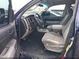 Toyota Tundra Grade 5.7L V8 5TFDW5F11CX262733 снимка