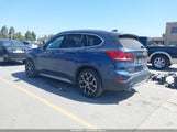 BMW X1 xDrive28I WBXJG9C09M5T06674 fotografie
