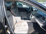Toyota Camry Le 4T4BF1FK7DR327758 fotografie