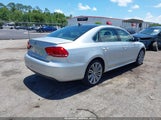 Volkswagen Passat 1.8T Sport 1VWBT7A30FC102971 photo