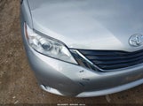 Toyota Sienna Le V6 5TDKK3DC0BS108675 снимка