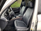 BMW X5 xDrive35I 5UXKR0C52J0Y02782 fotografie