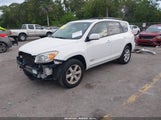 Toyota Rav4 Limited V6 JTMZK31V685020202 photo