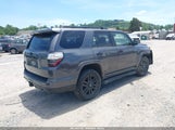 Toyota 4Runner Nightshade Special Edition JTEJU5JRXM5876484 fotografie