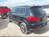 Volkswagen Tiguan R-Line WVGBV7AX4FW099082 снимка