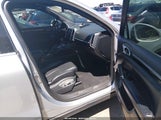 Porsche Cayenne WP1AA2A25GLA04887 photo