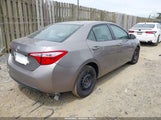 Toyota Corolla Le 2T1BURHE9EC145164 fotografie