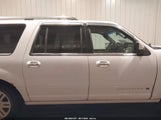 Lincoln Navigator L 5LMJJ3J53EEL01426 снимка