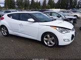 Hyundai Veloster Base W/Black KMHTC6AD3EU214730 снимка
