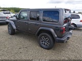 Jeep Wrangler 4-Door Sahara 4X4 1C4PJXEN0SW597711 снимка