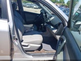 Toyota Rav4 Limited JTMBD31VX76040473 снимка