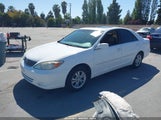 Toyota Camry Xle JTDBE30K120056108 снимка