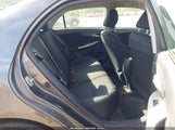 Toyota Corolla S 2T1BU4EE0DC105772 fotografie
