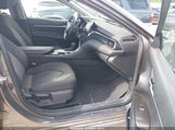 Toyota Camry Le 4T1C11AK7RU856879 photo