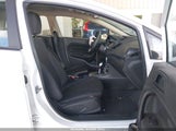 Ford Fiesta Se 3FADP4EJ1JM118763 fotografie