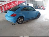 Volkswagen Beetle 2.0T Coast/2.0T S 3VWFD7ATXJM703150 fotografie