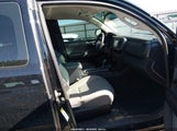 Toyota Tacoma Sr 5TFRX5GN4HX076261 fotografie