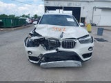 BMW X1 xDrive28I WBXHT3C35H5F73398 fotografie