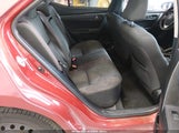 Toyota Corolla Le 5YFBURHE3JP772193 снимка