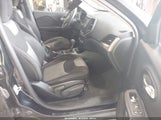 Jeep Cherokee Sport 1C4PJMAB4EW265379 снимка