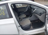 Hyundai Accent Gs KMHCT5AE7DU080998 fotografie