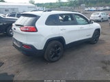 Jeep Cherokee Latitude 4X4 1C4PJMCB2JD578322 fotografie