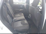 Jeep Cherokee Latitude 4X4 1C4PJMCB2JD578322 fotografie