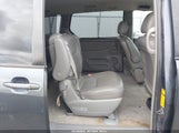 Toyota Sienna Xle 5TDZK22C88S108444 снимка