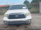 Toyota Tundra Grade 5.7L V8 5TFRY5F19DX138159 снимка