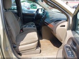 Chrysler Town & Country Touring 2A4RR5DG4BR768553 photo