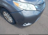 Toyota Sienna Xle V6/Xle V6 Auto Access Seat 5TDYK3DC5BS145795 fotografie