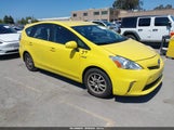 Toyota Prius V Three JTDZN3EUXEJ011093 снимка