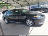 Toyota Camry Le 4T1B11HK1JU617043 снимка