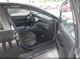 Toyota Camry Le 4T1B11HK1JU617043 снимка