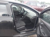 Ford Focus Se 1FADP3K22GL236757 photo