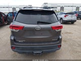 Toyota Highlander Xle 5TDJZRFH8JS523194 fotografie