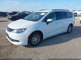 Chrysler Voyager Lxi 2C4RC1DG0LR176262 снимка