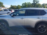Nissan Rogue Sv Fwd JN8BT3BA1RW004418 photo