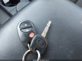 Toyota Tundra Grade 5.7L V8 5TFUW5F11AX132688 снимка