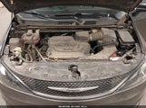 Chrysler Voyager Lx 2C4RC1CG7NR127760 photo