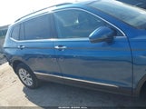 Volkswagen Tiguan 2.0T Se/2.0T Sel 3VV3B7AX2JM109796 photo