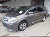 Toyota Sienna Le 8 Passenger 5TDKZ3DC3JS901897 снимка