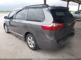 Toyota Sienna Le 8 Passenger 5TDKZ3DC3JS901897 снимка