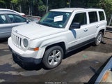 Jeep Patriot Latitude 1C4NJPFA5GD588752 fotografie