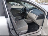 Toyota Corolla Le 2T1BU4EE8DC970960 снимка