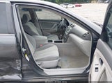 Toyota Camry Le 4T1BE46K89U331016 fotografie