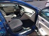 Hyundai Sonata Se 5NPE24AF9KH747192 fotografie