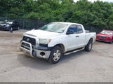Toyota Tundra Sr5 V8 5TFRV54137X018132 photo