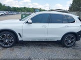 BMW X5 xDrive40I 5UXCR6C01P9R58537 photo